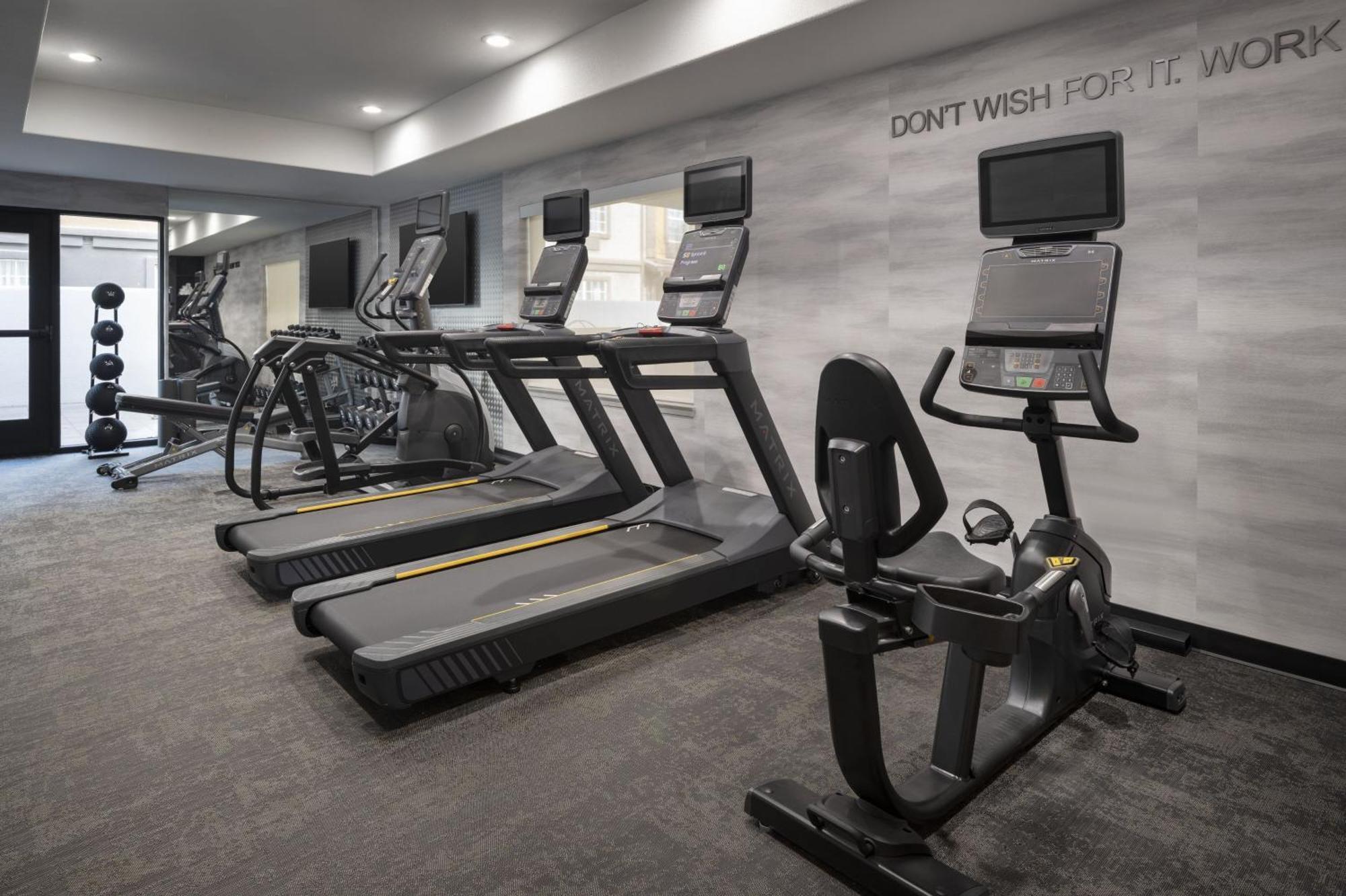 Fairfield By Marriott Inn & Suites Fresno Riverpark Εξωτερικό φωτογραφία
